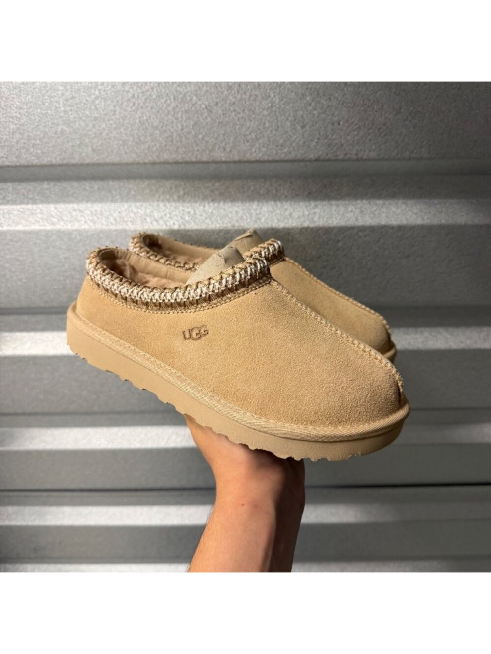 UGG Tasman Mustard Seed 5955 Size 5W
